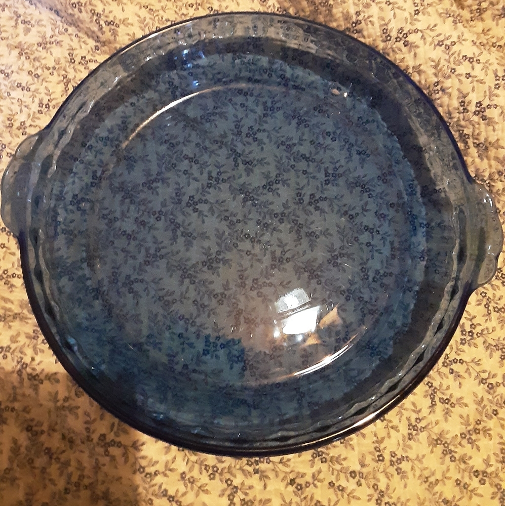 Pyrex Blue deep pie plate